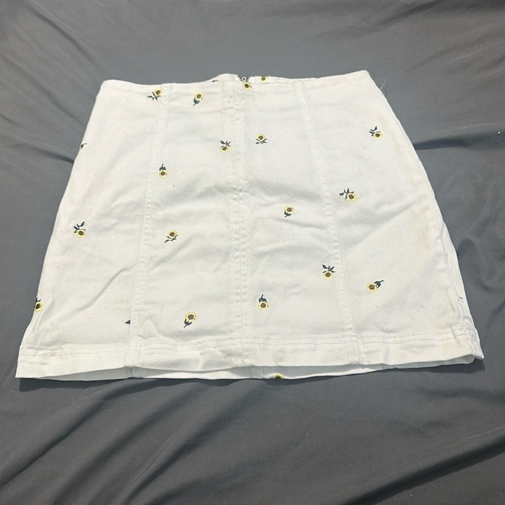 Sunflower mini skirt